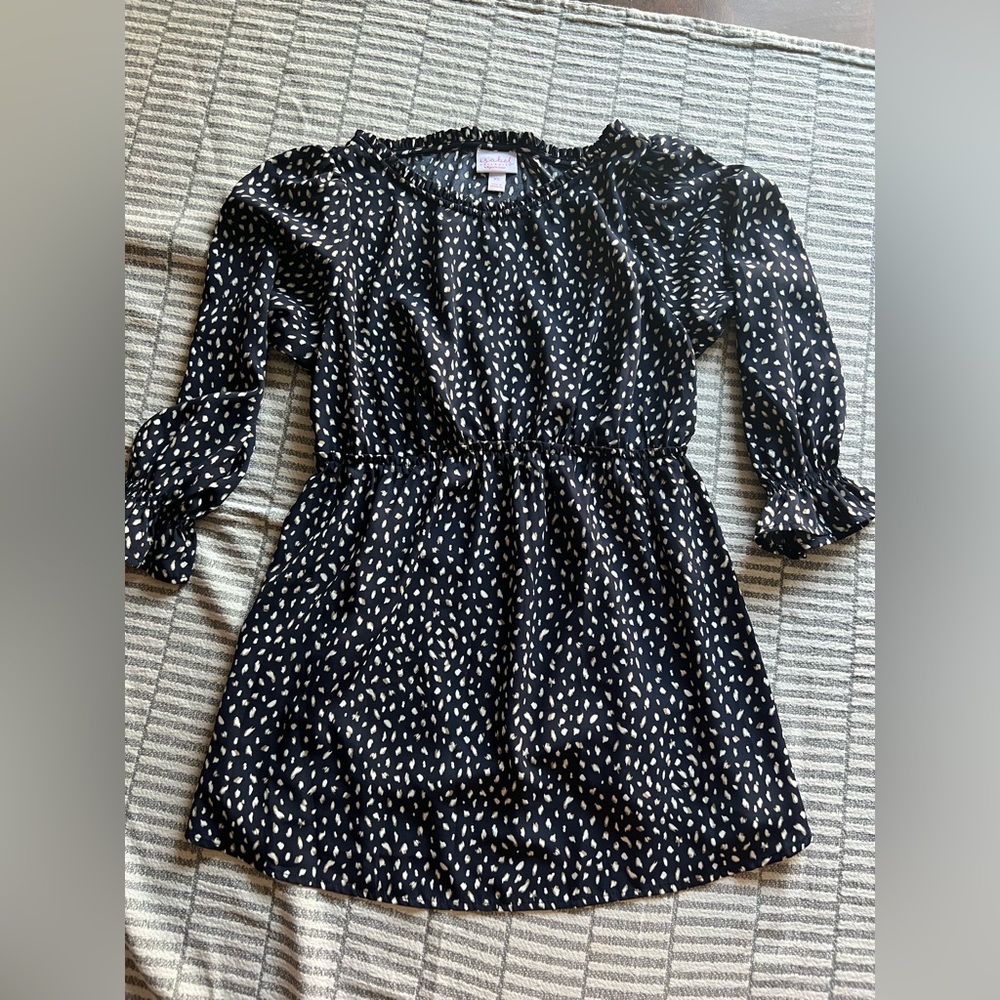 Isabel Maternity by Ingrid & Isabel Black and White Ruffled Puff Sleeve Sundress - Picture 2 of 6